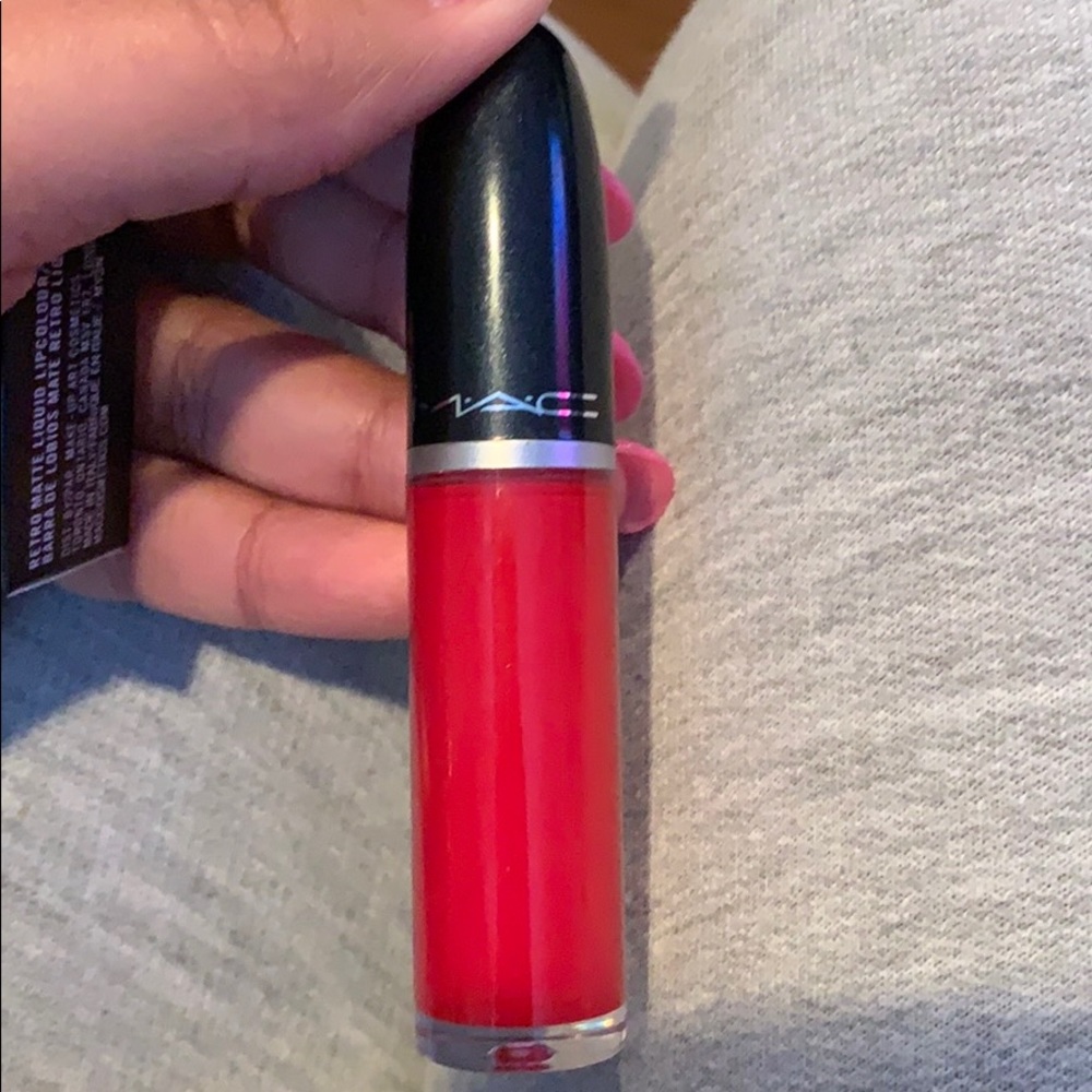 Lipstick